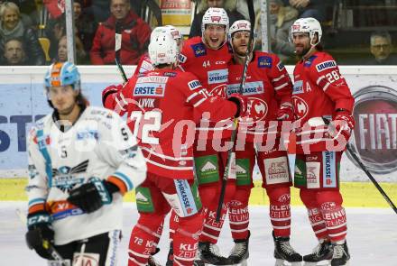 EBEL. Eishockey Bundesliga. KAC gegen	EHC Liwest Black Wings Linz. Torjubel Adam Comrie, Manuel Geier, Martin Schumnig, Patrick Harand, Siim Liivik (KAC). Klagenfurt, am 15.12.2019.
Foto: Kuess
www.qspictures.net

---
pressefotos, pressefotografie, kuess, qs, qspictures, sport, bild, bilder, bilddatenbank