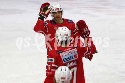 EBEL. Eishockey Bundesliga. KAC gegen	EHC Liwest Black Wings Linz. Torjubel Johannes Bischofberger, Thomas HUndertpfund (KAC). Klagenfurt, am 15.12.2019.
Foto: Kuess
www.qspictures.net

---
pressefotos, pressefotografie, kuess, qs, qspictures, sport, bild, bilder, bilddatenbank