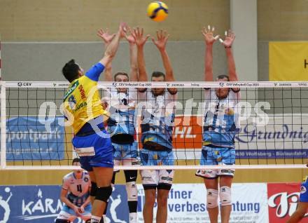 Volleyball CEV Cup. SK Zadruga Aich/Dob gegen VK Ostrava (CZE).   Ivan Kolev, (Aich/Dob), Blazej Podlesny, Mariusz Marcyniak, David Janku (Ostrava). Bleiburg, am 18.12.2019.
Foto: Kuess
---
pressefotos, pressefotografie, kuess, qs, qspictures, sport, bild, bilder, bilddatenbank