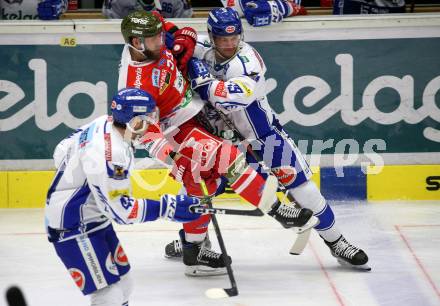 EBEL. Eishockey Bundesliga. EC VSV gegen HCB Suedtirol Alperia.  Stefan Bacher,  (VSV),  Colton Hargrove (Bozen). Villach, am 20.12.2019.
Foto: Kuess
www.qspictures.net
---
pressefotos, pressefotografie, kuess, qs, qspictures, sport, bild, bilder, bilddatenbank