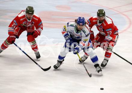 EBEL. Eishockey Bundesliga. EC VSV gegen HCB Suedtirol Alperia.  Chris Collins, Patrick Wiercioch,  (VSV),  Luca Frigo (Bozen). Villach, am 20.12.2019.
Foto: Kuess
www.qspictures.net
---
pressefotos, pressefotografie, kuess, qs, qspictures, sport, bild, bilder, bilddatenbank