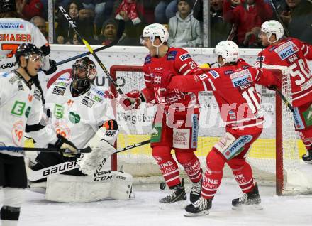 EBEL. Eishockey Bundesliga. KAC gegen	Moser Medical Graz99ers. Torjubel Manuel Geier, Andrew Jacob Kozek, Matthew Neal (KAC). Klagenfurt, am 28.12.2019.
Foto: Kuess
www.qspictures.net

---
pressefotos, pressefotografie, kuess, qs, qspictures, sport, bild, bilder, bilddatenbank