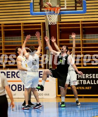 Basketball Zweite Liga 2019/2020. Grunddurchgang 16. Runde. Woerthersee Piraten gegen Basket Flames.  Simon Finzgar, Tevz Ruzic, Lukas Simoner (Piraten), Justin Vallejo (Basket Flames). Klagenfurt, am 5.1.2020.
Foto: Kuess
www.qspictures.net

---
pressefotos, pressefotografie, kuess, qs, qspictures, sport, bild, bilder, bilddatenbank