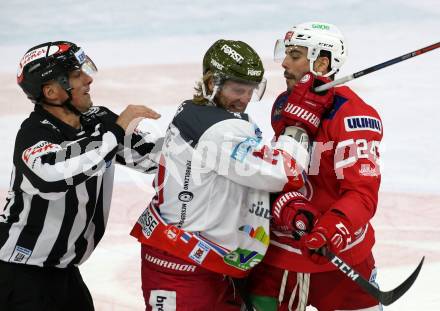 EBEL. Eishockey Bundesliga. KAC gegen	HCB Suedtirol Alperia. Steven Strong,  (KAC), Sebastien Sylvestre (Bozen). Klagenfurt, am 7.1.2020.
Foto: Kuess
www.qspictures.net

---
pressefotos, pressefotografie, kuess, qs, qspictures, sport, bild, bilder, bilddatenbank