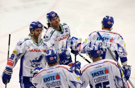 EBEL. Eishockey Bundesliga. VSV gegen Hydro Fehervar AV 19.  Torjubel Miika Lahti,  Martin Ulmer, Kevin Schmidt, Marko Poeyhoenen, Mark Anthony Cundari (VSV). Villach, am 10.1.2020.
Foto: Kuess
www.qspictures.net
---
pressefotos, pressefotografie, kuess, qs, qspictures, sport, bild, bilder, bilddatenbank