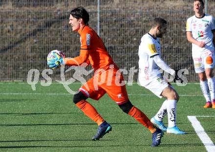 Fussball Bundesliga. 2. Liga. Testspiel. RZ Pellets WAC gegen SK Austria Klagenfurt. Shon Zalman Weissman,  (WAC), Zan Pelko (Klagenfurt). St. Andrae, am 11.1.2020.
Foto: Kuess
www.qspictures.net
---
pressefotos, pressefotografie, kuess, qs, qspictures, sport, bild, bilder, bilddatenbank