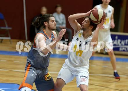 Basketball Zweite Liga 2019/2020. Grunddurchgang 18. Runde. Woerthersee Piraten gegen Fuerstenfeld Panthers. Sebastian Schaal, (Piraten),  Adnan Hajder  (Fuerstenfeld). Klagenfurt, am 18.1.2020.
Foto: Kuess
www.qspictures.net

---
pressefotos, pressefotografie, kuess, qs, qspictures, sport, bild, bilder, bilddatenbank