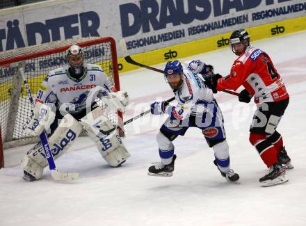 EBEL. Eishockey Bundesliga. VSV gegen HC Orli Znojmo. Schmidt Kevin  (VSV), Maxwell Brandon, Gago Michal (Znojmo). Villach, am 21.2.2020.
Foto: Kuess
www.qspictures.net
---
pressefotos, pressefotografie, kuess, qs, qspictures, sport, bild, bilder, bilddatenbank