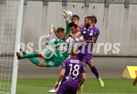 Fussball. 2. Liga. SK Austria Klagenfurt gegen Floridsdorfer AC Wien.  Kosmas Gkezos, (Klagenfurt),  Belmin Jenciragic, Stefan Umjenovic (FAC Wien). Klagenfurt, am 18.7.2020.
Foto: Kuess
www.qspictures.net
---
pressefotos, pressefotografie, kuess, qs, qspictures, sport, bild, bilder, bilddatenbank