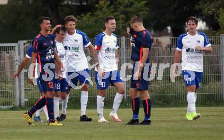 Fussball Kaerntner Liga. Kraig gegen Treibach.  Torjubel  David Armin Hude, Philipp Hoeberl, Kevin Vaschauner (Treibach). Kraig, am 7.8.2020.
Foto: Kuess
---
pressefotos, pressefotografie, kuess, qs, qspictures, sport, bild, bilder, bilddatenbank