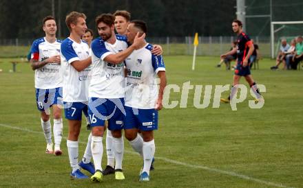 Fussball Kaerntner Liga. Kraig gegen Treibach.  Torjubel Lukas Maximilian Pippan, Moritz Leitner,  Vahid Muharemovic (Treibach). Kraig, am 7.8.2020.
Foto: Kuess
---
pressefotos, pressefotografie, kuess, qs, qspictures, sport, bild, bilder, bilddatenbank