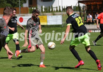 Fussball. 2. Klasse B. Kleinkirchheim gegen Draschitz. Mario Dilberovic (Kleinkirchheim),  Daniel Brenndoerfer (Draschitz). Kleinkirchheim, 1.8.2020.
Foto: Kuess
---
pressefotos, pressefotografie, kuess, qs, qspictures, sport, bild, bilder, bilddatenbank