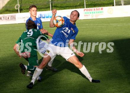 Fussball. Unterliga West. Matrei gegen Lienz.  (Matrei), Lukas Matthias Lassnig Kevin Koeffler (Lienz). Matrei, 15.8.2020.
Foto: Kuess
---
pressefotos, pressefotografie, kuess, qs, qspictures, sport, bild, bilder, bilddatenbank