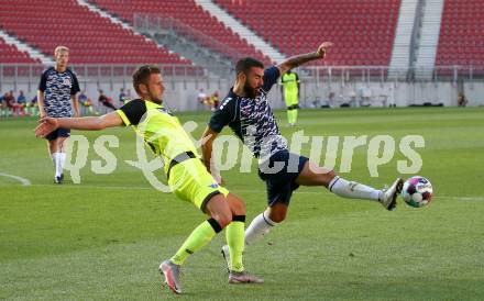 Fussball Testspiel. SK Austria Klagenfurt gegen SC Paderborn 07.  Kosmas Gkezos,  (Klagenfurt), Dennsi Srbeny (Paderborn). Klagenfurt, am 19.8.2020.
Foto: Kuess
www.qspictures.net
---
pressefotos, pressefotografie, kuess, qs, qspictures, sport, bild, bilder, bilddatenbank