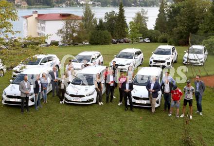 Kaernten Sport. Christian Kresse, Juergen Pfeiler, Arno Arthofer, Magnus Oberhauser, Valentina Dreier, Felix Oschmautz, Kevin Haselsberger,  Nadine Weratschnig, Lukas Kollegger,  Nina Weratschnig, Wolfgang Gratzer, Sara Vilic, Lisa Perterer, Vanessa Herzog, Landeshauptmann Peter Kaiser, Martin Sintschnig, Alexander Radin, Dominik Pacher, Ferdinand Vouk. Velden, 25.8.2020.
Foto: Kuess

---
pressefotos, pressefotografie, kuess, qs, qspictures, sport, bild, bilder, bilddatenbank