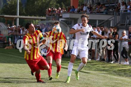 Fussball 1. Klasse C. Glanegg gegen St. Veit. Fabian Stippernitz (Glanegg),  Michael Salbrechter (St. Veit). Glanegg, am 23.8.2020.
Foto: Kuess
---
pressefotos, pressefotografie, kuess, qs, qspictures, sport, bild, bilder, bilddatenbank