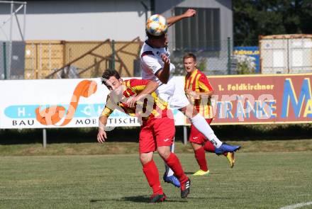 Fussball 1. Klasse C. Glanegg gegen St. Veit. Dominik Nikolaus Scherwitzl,  (Glanegg), Lukas Hoeberl  (St. Veit). Glanegg, am 23.8.2020.
Foto: Kuess
---
pressefotos, pressefotografie, kuess, qs, qspictures, sport, bild, bilder, bilddatenbank