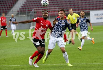 Fussball OEFB Cup. SK Austria KLagenfurt gegen Stadl-Paura. Oliver Markoutz, (Klagenfurt), Celestine Chukwuebuka Lazarus  (Stadl-Paura). KLagenfurt, am 28.8.2020.
Foto: Kuess
---
pressefotos, pressefotografie, kuess, qs, qspictures, sport, bild, bilder, bilddatenbank