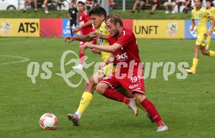 Fussball OEFB Cup. ATSV Wolfsberg gegen St. Poelten.  Hubert Kothmaier, (Wolfsberg),  Alan Lima Carius  (St. Poelten). Wolfsberg, am 29.8.2020.
Foto: Kuess
---
pressefotos, pressefotografie, kuess, qs, qspictures, sport, bild, bilder, bilddatenbank