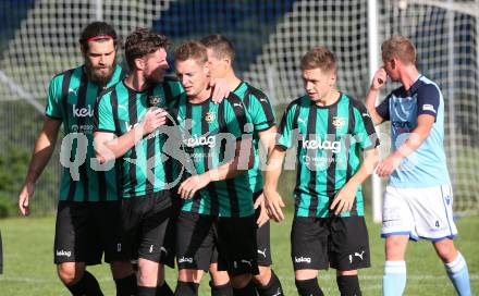 Fussball 1. KLasse D. Eitweg gegen Mittlern. Torjubel Thomas Andrej, Klemen Sebul, Christopher Hober, Adrian Martin Lippnig (Mittlern). Eitweg, am 6.9.2020.
Foto: Kuess
---
pressefotos, pressefotografie, kuess, qs, qspictures, sport, bild, bilder, bilddatenbank