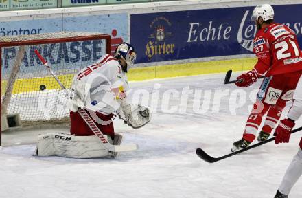 EBEL. Eishockey Bundesliga. KAC gegen	EC Red Bull Salzburg. Thomas Hundertpfund, (KAC),  Jesper Eliasson (Salzburg). Klagenfurt, am 22.11.2020.
Foto: Kuess
www.qspictures.net

---
pressefotos, pressefotografie, kuess, qs, qspictures, sport, bild, bilder, bilddatenbank