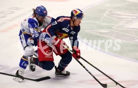 EBEL. Eishockey Bundesliga. VSV gegen EC Red Bull Salzburg.  Christof Wappis,  (VSV), John Jason Peterka (Salzburg). Villach, am 25.11.2020.
Foto: Kuess
www.qspictures.net
---
pressefotos, pressefotografie, kuess, qs, qspictures, sport, bild, bilder, bilddatenbank