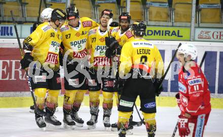 EBEL. Eishockey Bundesliga. KAC gegen	spusu Vienna Capitals.  Torjubel Mario Fischer, Ty Loney, Colin Campbell, Ali Wukovits, Jerome Gauthier Leduc  (Vienna). Klagenfurt, am 29.11.2020.
Foto: Kuess
www.qspictures.net

---
pressefotos, pressefotografie, kuess, qs, qspictures, sport, bild, bilder, bilddatenbank