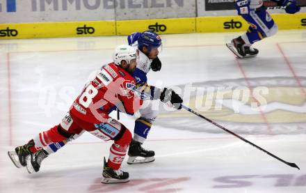 EBEL. Eishockey Bundesliga. VSV gegen KAC.  Michael Raffl, (VSV), Thomas Koch  (KAC). Villach, am 1.12.2020.
Foto: Kuess
www.qspictures.net
---
pressefotos, pressefotografie, kuess, qs, qspictures, sport, bild, bilder, bilddatenbank