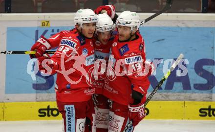 EBEL. Eishockey Bundesliga. VSV gegen KAC.  Torjubel Clemens Unterweger, Lukas haudum, Stefan Geier (KAC). Villach, am 1.12.2020.
Foto: Kuess
www.qspictures.net
---
pressefotos, pressefotografie, kuess, qs, qspictures, sport, bild, bilder, bilddatenbank