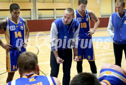 Basketball Zweite Liga 2020/2021. Grunddurchgang 10. Runde. KOS Celovec gegen BBU Salzburg. Trainer Christian Ponz (BBU Salzburg). Klagenfurt, am 5.12.2020.
Foto: Kuess
www.qspictures.net

---
pressefotos, pressefotografie, kuess, qs, qspictures, sport, bild, bilder, bilddatenbank