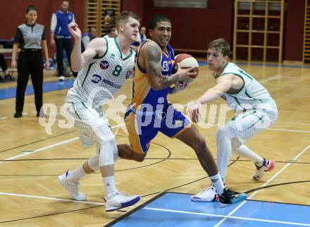 Basketball Zweite Liga 2020/2021. Grunddurchgang 10. Runde. KOS Celovec gegen BBU Salzburg. Jernej Heine Andolsek (KOS Celovec), Raul De La Cruz  (BBU Salzburg). Klagenfurt, am 5.12.2020.
Foto: Kuess
www.qspictures.net

---
pressefotos, pressefotografie, kuess, qs, qspictures, sport, bild, bilder, bilddatenbank