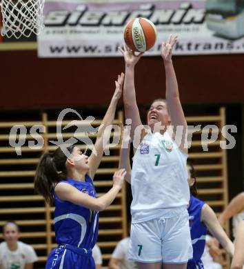 Basketball Damen Superliga 2020/2021. Grunddurchgang 7. Runde.  KOS Celovec Damen gegen DBB LZ OOE. Nikolina Sofric (KOS Celovec), Magdalena Schmidt  (OOE). Klagenfurt, am 5.12.2020.
Foto: Kuess
www.qspictures.net

---
pressefotos, pressefotografie, kuess, qs, qspictures, sport, bild, bilder, bilddatenbank