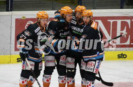 EBEL. Eishockey Bundesliga. VSV gegen Black Wings LINZ 1992. Torjubel Moritz Matzka, Brian Lebler, Dragan Umicevic, Marc-Andre Dorion  (Linz). Villach, am 6.12.2020.
Foto: Kuess
www.qspictures.net
---
pressefotos, pressefotografie, kuess, qs, qspictures, sport, bild, bilder, bilddatenbank