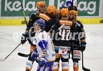 EBEL. Eishockey Bundesliga. VSV gegen Black Wings LINZ 1992. Torjubel Brian Lebler, Charles David Beaudoin, Will Pelletier (Linz). Villach, am 6.12.2020.
Foto: Kuess
www.qspictures.net
---
pressefotos, pressefotografie, kuess, qs, qspictures, sport, bild, bilder, bilddatenbank