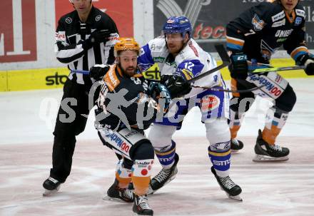 EBEL. Eishockey Bundesliga. VSV gegen Black Wings LINZ 1992.  Michael Raffl, (VSV), Will Pelletier  (Linz). Villach, am 6.12.2020.
Foto: Kuess
www.qspictures.net
---
pressefotos, pressefotografie, kuess, qs, qspictures, sport, bild, bilder, bilddatenbank