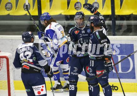 EBEL. Eishockey Bundesliga. VSV gegen Hydro Fehervar AV 19.  Torjubel Anze Kuralt, Daniel Szabo, Colton Hargrove  (Alba Volan). Villach, am 10.12.2020.
Foto: Kuess
www.qspictures.net
---
pressefotos, pressefotografie, kuess, qs, qspictures, sport, bild, bilder, bilddatenbank