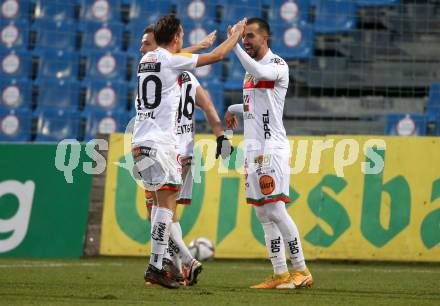 Fussball. Bundesliga. RZ Pellets WAC gegen FK Austria Wien. Torjubel Michael Liendl, Eliel Peretz (WAC). Wolfsberg, am 13.12.2020.
Foto: Kuess
www.qspictures.net

---
pressefotos, pressefotografie, kuess, qs, qspictures, sport, bild, bilder, bilddatenbank