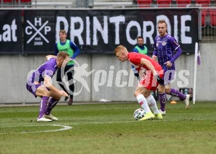 Fussball 2. Liga. SK Austria Klagenfurt gegen  FC Liefering. Markus Rusek (Klagenfurt), Nicolas Seiwald (Liefering). Klagenfurt, am 13.12.2020.
Foto: Kuess
www.qspictures.net
---
pressefotos, pressefotografie, kuess, qs, qspictures, sport, bild, bilder, bilddatenbank