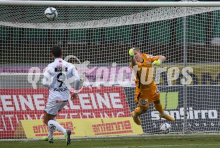 Fussball. Bundesliga. RZ Pellets WAC gegen FK Austria Wien. Dejan Joveljic, (WAC),  Patrick Pentz  (Wien). Wolfsberg, am 13.12.2020.
Foto: Kuess
www.qspictures.net

---
pressefotos, pressefotografie, kuess, qs, qspictures, sport, bild, bilder, bilddatenbank