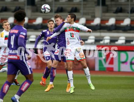 Fussball. Bundesliga. RZ Pellets WAC gegen FK Austria Wien. Dejan Joveljic (WAC),  Georg Teigl (Wien). Wolfsberg, am 13.12.2020.
Foto: Kuess
www.qspictures.net

---
pressefotos, pressefotografie, kuess, qs, qspictures, sport, bild, bilder, bilddatenbank