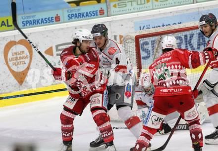 EBEL. Eishockey Bundesliga. KAC gegen	spusu Bratislava Capitals. Obersteiner Daniel (KAC), Finn Matthew Nicholas (Bratislava). Klagenfurt, am 13.12.2020.
Foto: Kuess
www.qspictures.net

---
pressefotos, pressefotografie, kuess, qs, qspictures, sport, bild, bilder, bilddatenbank