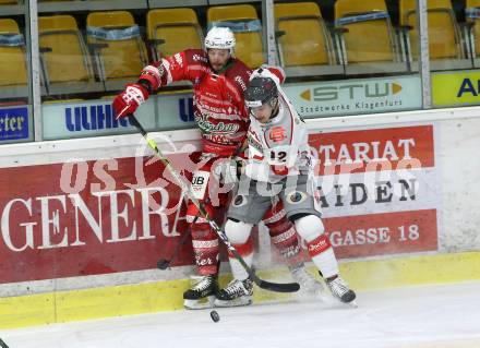 EBEL. Eishockey Bundesliga. KAC gegen	spusu Bratislava Capitals. Gregorc Blaz (KAC), Bezak Adam (Bratislava). Klagenfurt, am 13.12.2020.
Foto: Kuess
www.qspictures.net

---
pressefotos, pressefotografie, kuess, qs, qspictures, sport, bild, bilder, bilddatenbank