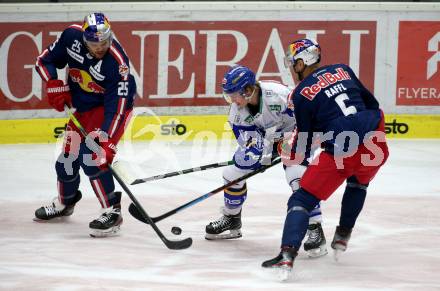 EBEL. Eishockey Bundesliga. VSV gegen EC Red Bull Salzburg.  Benjamin Lanzinger, (VSV), Derek Joslin, Thomas Raffl  (Salzburg). Villach, am 18.12.2020.
Foto: Kuess
www.qspictures.net
---
pressefotos, pressefotografie, kuess, qs, qspictures, sport, bild, bilder, bilddatenbank