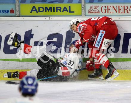 EBEL. Eishockey Bundesliga. KAC gegen	HC TIWAG Innsbruck. Matthew Fraser,  (KAC), Christof Kromp (Innsbruck). Klagenfurt, am 20.12.2020.
Foto: Kuess
www.qspictures.net

---
pressefotos, pressefotografie, kuess, qs, qspictures, sport, bild, bilder, bilddatenbank