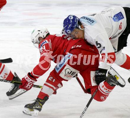 EBEL. Eishockey Bundesliga. KAC gegen	HC TIWAG Innsbruck. Manuel Geier,  (KAC), Jonathan Racine-Clarke (Innsbruck). Klagenfurt, am 20.12.2020.
Foto: Kuess
www.qspictures.net

---
pressefotos, pressefotografie, kuess, qs, qspictures, sport, bild, bilder, bilddatenbank