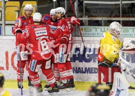 EBEL. Eishockey Bundesliga. KAC gegen	spusu Vienna Capitals.Torjubel Rok Ticar, Manuel Ganahl, Paul Postma, Nicholas Eric Petersen  (KAC). Klagenfurt, am 22.12.2020.
Foto: Kuess
www.qspictures.net

---
pressefotos, pressefotografie, kuess, qs, qspictures, sport, bild, bilder, bilddatenbank