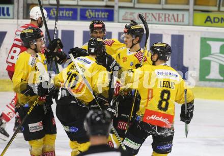 EBEL. Eishockey Bundesliga. KAC gegen	spusu Vienna Capitals.  Torjubel Benjamin Nissner, Ali Wukovits, Marco Richter, Jerome Gauthier Leduc  (Vienna Capitals). Klagenfurt, am 22.12.2020.
Foto: Kuess
www.qspictures.net

---
pressefotos, pressefotografie, kuess, qs, qspictures, sport, bild, bilder, bilddatenbank