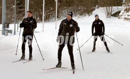 Fussball 2. Liga. Langlauf. Training SK Austria Klagenfurt.   Trainer Peter Pacult, Tormanntrainer Thomas Lenuweit. Villach, Alpenarena, am 20.1.2021.
Foto: Kuess
---
pressefotos, pressefotografie, kuess, qs, qspictures, sport, bild, bilder, bilddatenbank