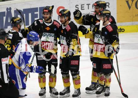 EBEL. Eishockey Bundesliga. VSV gegen Vienna Capitals.  Torjubel Rafael Rotter, Benjamin Nissner, Alexander Cijan, Lukas Piff, Philippe Lakos (Vienna Capitals). Villach, am 2.2.2021.
Foto: Kuess
www.qspictures.net
---
pressefotos, pressefotografie, kuess, qs, qspictures, sport, bild, bilder, bilddatenbank