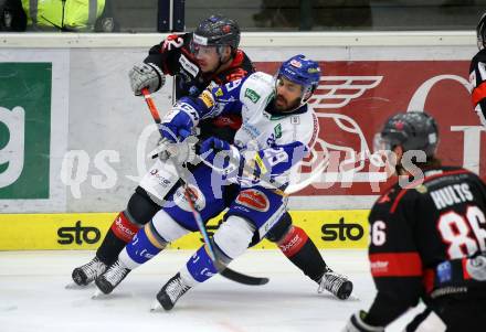 EBEL. Eishockey Bundesliga. VSV gegen iClinic Bratislava Capitals.  Sahir Gill, (VSV), Adam Bezak  (Bratislava). Villach, am 3.5.2021.
Foto: Kuess
www.qspictures.net
---
pressefotos, pressefotografie, kuess, qs, qspictures, sport, bild, bilder, bilddatenbank